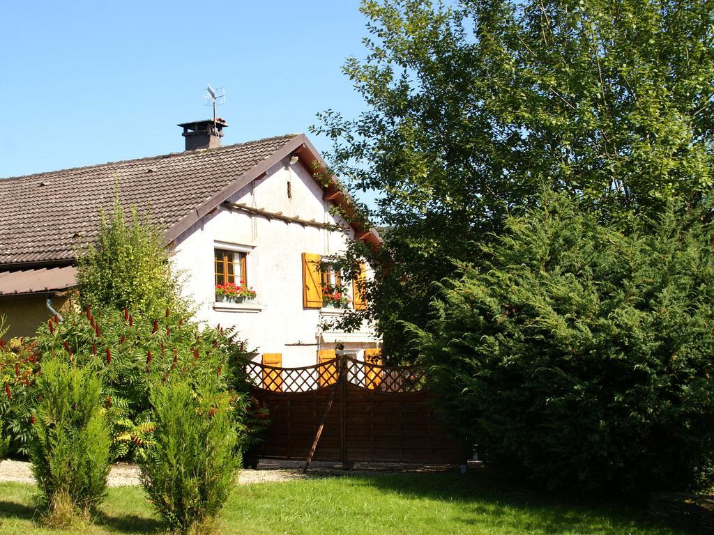 Holiday Home Near Chapelle Aux Bois バン・レ・バン エクステリア 写真